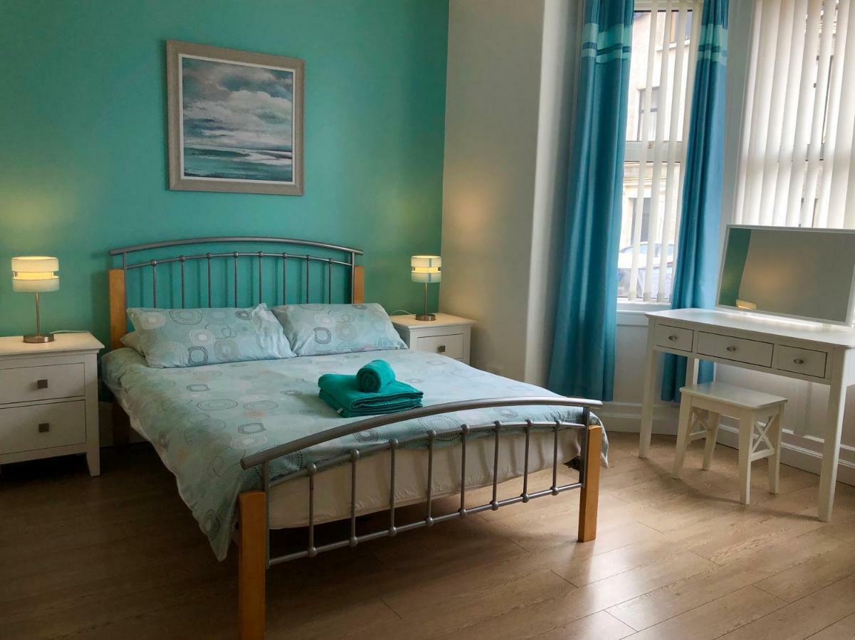 Princess St Apartments Portrush Esterno foto