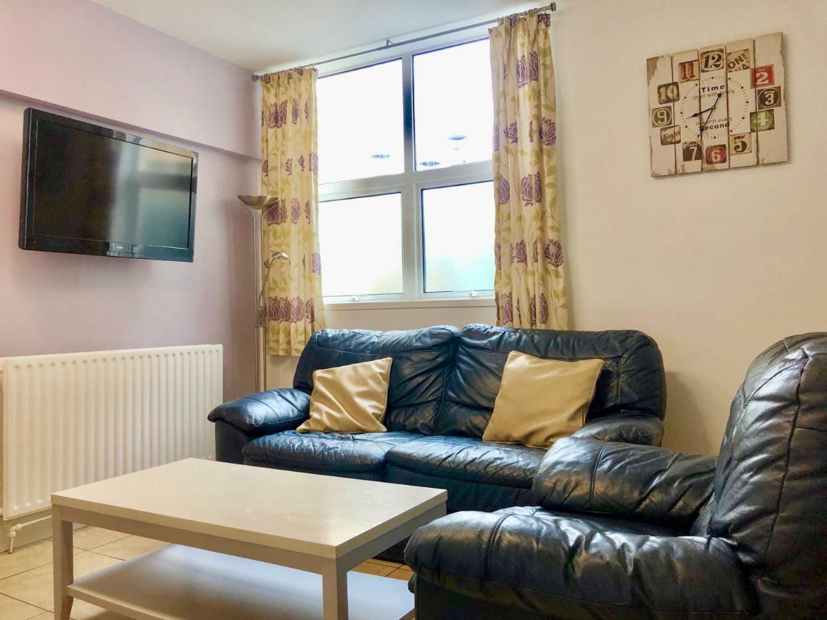 Princess St Apartments Portrush Esterno foto