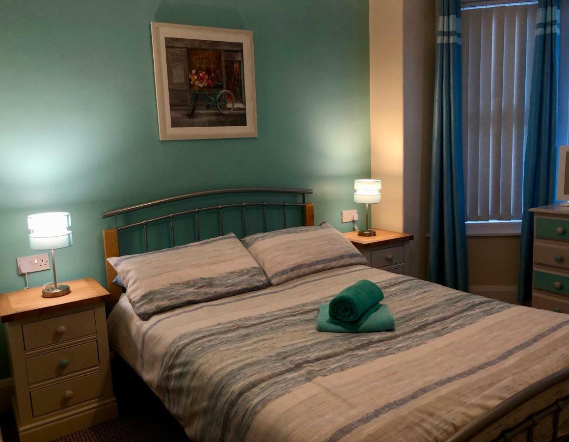 Princess St Apartments Portrush Esterno foto