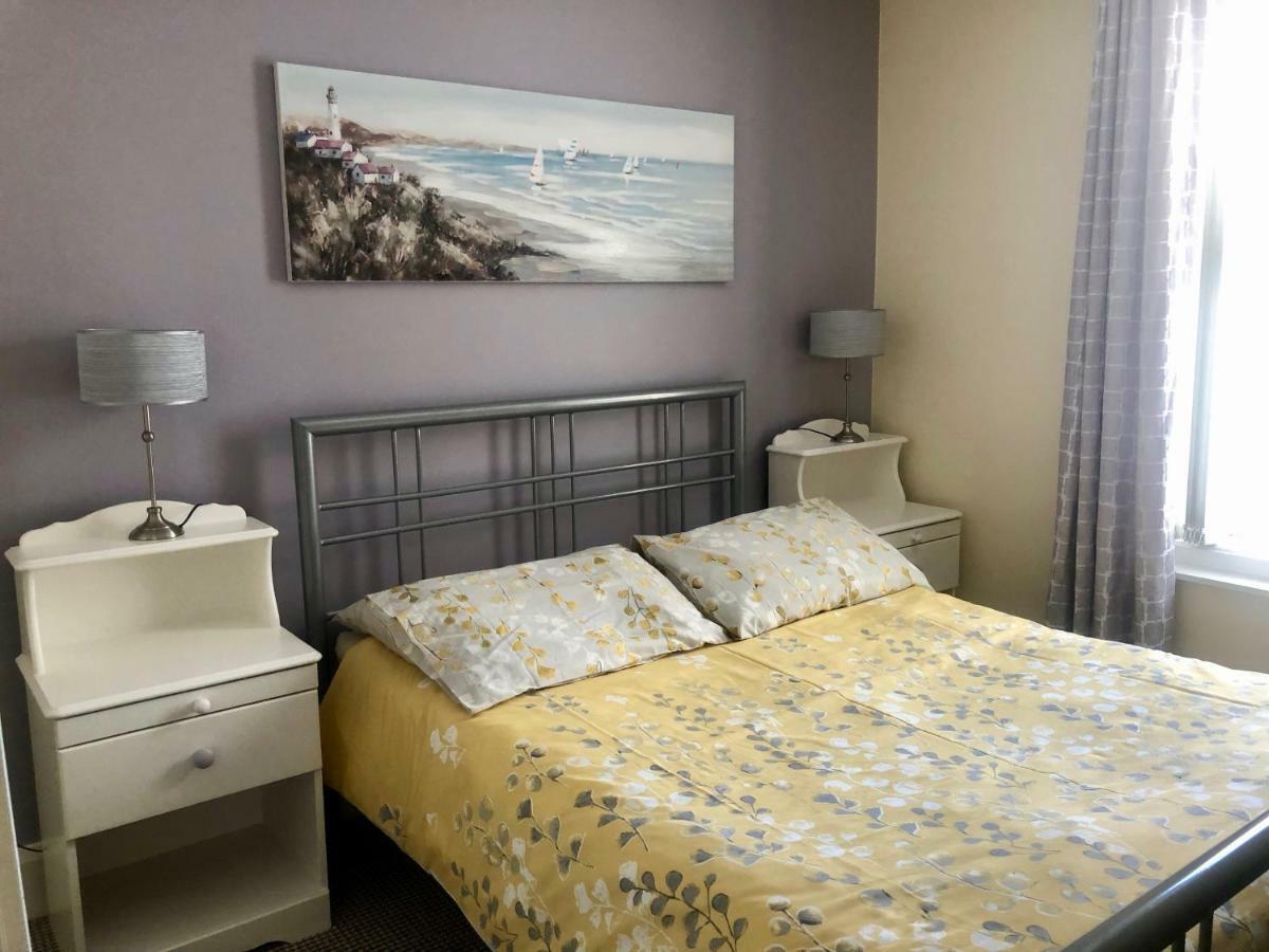 Princess St Apartments Portrush Esterno foto